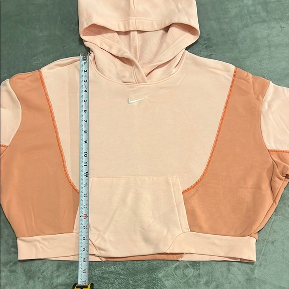 Nike Cropped Pink and Orange Hoodie, women’s XL - Picture 5 of 5